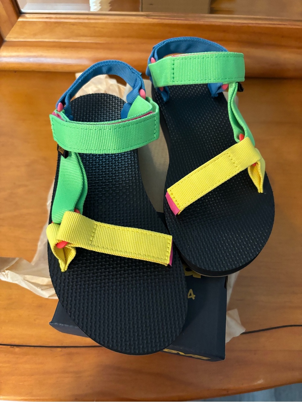 Women’s Teva Original Universal Sandal Style # 1003987 / NMU Size: 7 NWT